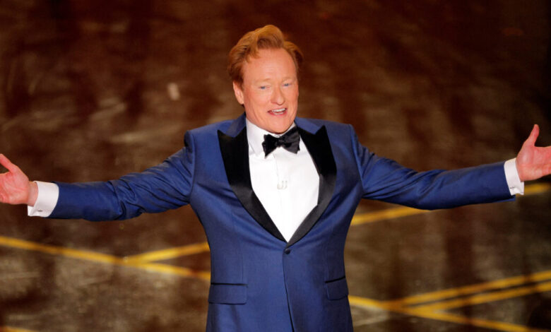 Όσκαρ-2026:-Η-μπηχτή-του-conan-o’-brien-για-το-σκάνδαλο-Επστάιν-–-«Στη-Βρετανία-τουλάχιστον-συλλαμβάνουν-τους-παιδόφιλους»