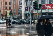 Καιρός-σήμερα:-Τοπικές-βροχές-και-καταιγίδες-στα-δυτικά-ηπειρωτικά-και-το-Ιόνιο-–-Στους-19-βαθμούς-η-θερμοκρασία