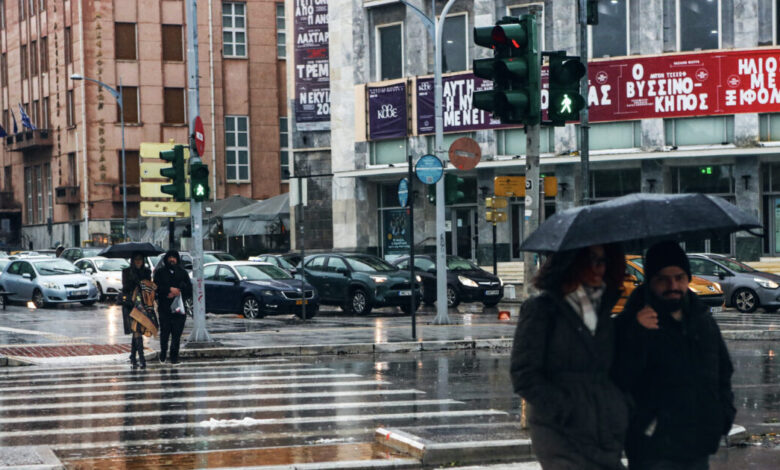 Καιρός-σήμερα:-Τοπικές-βροχές-και-καταιγίδες-στα-δυτικά-ηπειρωτικά-και-το-Ιόνιο-–-Στους-19-βαθμούς-η-θερμοκρασία