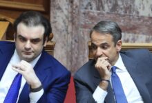 Οι-δύο-Κυριάκοι,-Μητσοτάκης-και-Πιερρακάκης,-στη-Σύνοδο-Κορυφής-της-Πέμπτης-^-στο-τραπέζι-νέα-μέτρα-για-την-κρίση-εθνικά-και-ευρωπαϊκά-^-δεν-πάει-μακριά-η-βαλίτσα-με-το-πλαφόν-στο-κέρδος-^-τα-ηχηρά-μηνύματα-της-κάλπης-των-συνέδρων-του-ΠΑΣΟΚ-^-από-τον-θρία