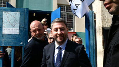 Στον-αστερισμό-του-συνεδρίου-κινείται-πλέον-το-ΠΑΣΟΚ:-Ικανοποίηση-από-τη-συμμετοχή-για-την-ανάδειξη-συνέδρων