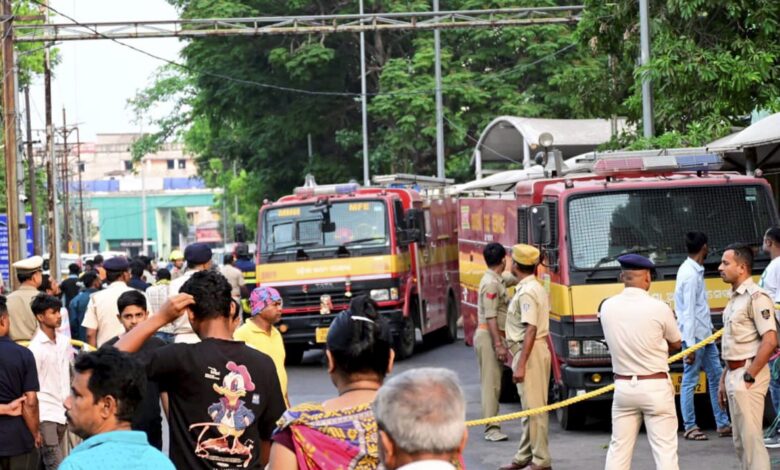 Δέκα-νεκροί-από-πυρκαγιά-σε-μονάδα-εντατικής-θεραπείας-νοσοκομείου-στην-Ινδία