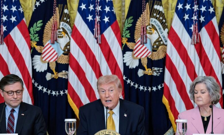 Μέση-Ανατολή:-Το-Ιράν-έχει-καταστραφεί-λέει-ο-Ντόναλντ-Τραμπ-Ευρωπαϊκά-«όχι»-για-πολεμικά-πλοία-στο-Στενό-του-Ορμούζ-–-Νέες-επιθέσεις-στη-Βηρυτό-–-live-όλες-οι-εξελίξεις