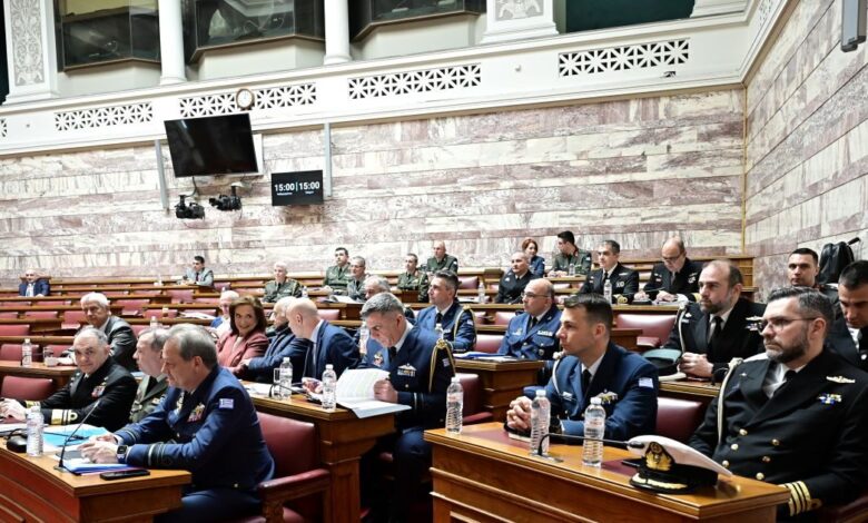 Βουλή:-Πέρασαν-από-την-Επιτροπή-Εξοπλιστικών-τα-αμυντικά-προγράμματα-για-την-«Ατζέντα-2030»-–-«Ναι»-από-τη-ΝΔ,-«παρών»-και-«όχι»-από-την-αντιπολίτευση