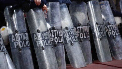 ΠΑΟΚ-–-Λεβαδειακός:-Η-ανακοίνωση-της-ΕΛΑΣ-για-τη-σύλληψη-8-ατόμων-στην-Τούμπα-–-Ταυτοποιήθηκαν-συνολικά-14-άτομα-για-την-επίθεση-στα-δημοσιογραφικά