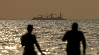 reuters:-Τα-κράτη-του-Κόλπου-πιέζουν-τις-ΗΠΑ-να-τελειώσουν-μια-και-καλή-το-Ιράν,-ενώ-η-κρίση-στο-Ορμούζ-επιδεινώνεται