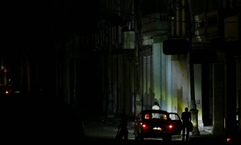 Στο-σκοτάδι-η-Κούβα-Ανακοίνωσε-ολικό-μπλακ-άουτ