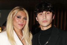 Μπάμπης-Λαζαρίδης-για-Αγγελική-Ηλιάδη:-Μου-τα-έχει-πει-όλα-η-μητέρα-μου,-δεν-μου-έλειψε-η-πατρική-φιγούρα