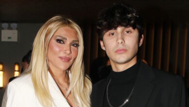 Μπάμπης-Λαζαρίδης-για-Αγγελική-Ηλιάδη:-Μου-τα-έχει-πει-όλα-η-μητέρα-μου,-δεν-μου-έλειψε-η-πατρική-φιγούρα