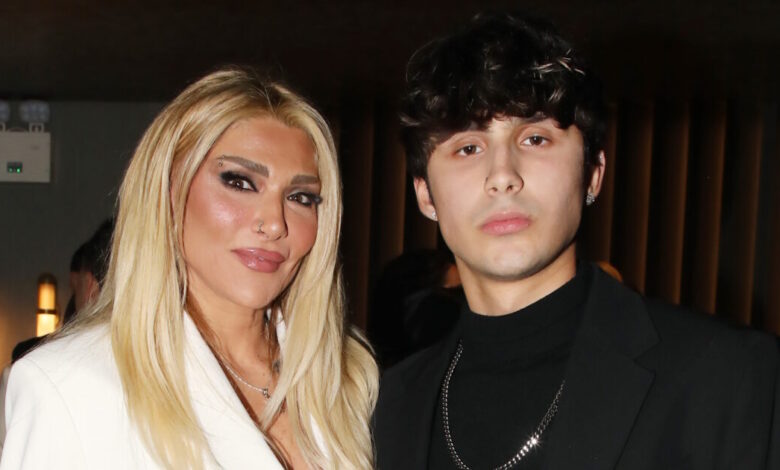 Μπάμπης-Λαζαρίδης-για-Αγγελική-Ηλιάδη:-Μου-τα-έχει-πει-όλα-η-μητέρα-μου,-δεν-μου-έλειψε-η-πατρική-φιγούρα