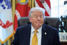 Κορυφαίος-αξιωματούχος-του-Τραμπ-παραιτήθηκε:-«Ξεκινήσαμε-τον-πόλεμο-στο-Ιράν-επειδή-μας-πίεσε-το-Ισραήλ»