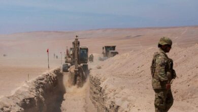 Άνοιγμα-τάφρων-στα-σύνορα-της-Χιλής-με-το-Περού