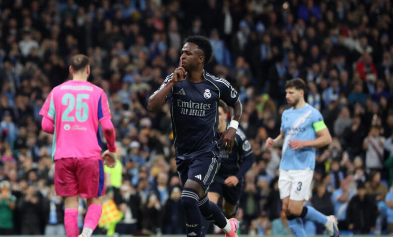 champions-league:-Πρόκριση-για-Ρεάλ-στο-Μάντσεστερ-με-Βινίσιους,-η-νίκη-της-Άρσεναλ-και-η-άνετη-Παρί-στο-Λονδίνο