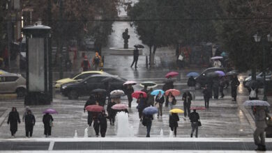Καιρός-σήμερα:-Βροχές-σε-όλη-τη-χώρα-και-χιόνια-στα-ορεινά-–-Στους-18-βαθμούς-η-θερμοκρασία