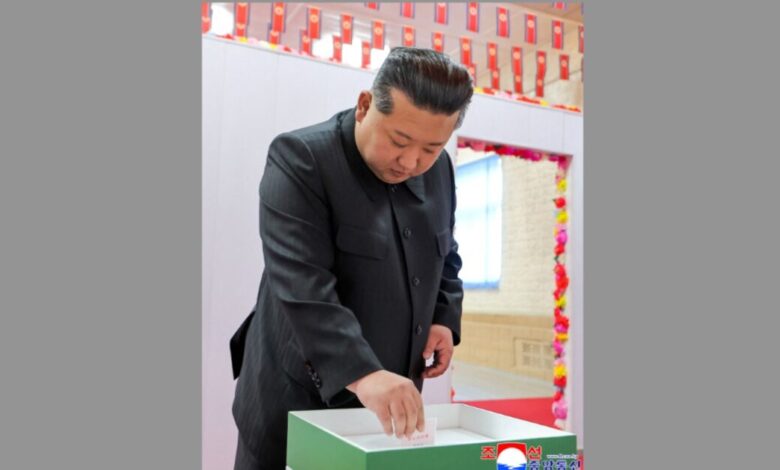 Βόρεια-Κορέα:-Εκλογική-νίκη-του-Κιμ-Γιονγκ-Ουν-μόνο-με-99,93%-–-Πάρτι-στο-«Χ»-για-το-εκλογικό-αποτέλεσμα