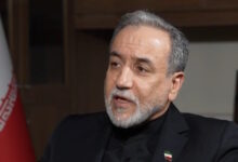 Αμπάς-Αραγτσί:-«Οι-ΗΠΑ-παρασύρθηκαν-στον-πόλεμο-από-τον-Νετανιάχου-και-τώρα-ζητάνε-βοήθεια»