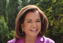 Ντόρα-Μπακογιάννη-για-Μαρία-Σάκκαρη:-Έχει-το-ίδιο-γέλιο-με-την-Μαρίκα-Μητσοτάκη,-αυτό-το-πηγαίο