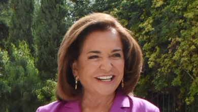 Ντόρα-Μπακογιάννη-για-Μαρία-Σάκκαρη:-Έχει-το-ίδιο-γέλιο-με-την-Μαρίκα-Μητσοτάκη,-αυτό-το-πηγαίο