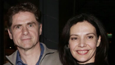 Μαριλίτα-Λαμπροπούλου-και-Δημήτρης-Λάλος-σε-εικόνες-από-τη-νέα-κοινή-δημόσια-εμφάνισή-τους