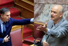 Καβγάς-Χάρη-Θεοχάρη-–-Αλέξανδρου-Καζαμία-στη-Βουλή:-«Γιατί-γίνατε-βουλευτής-του-ελληνικού-Κοινοβουλίου;»-–-«Ντροπή-σας»