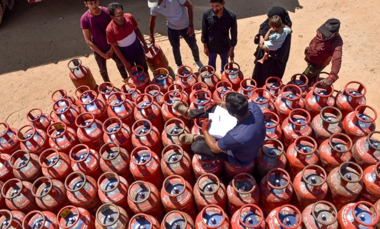 Σε-αύξηση-της-εγχώριας-παραγωγής-υγραερίου-προχώρησε-η-Ινδία