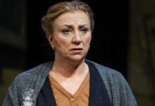 Χίλντα-Ηλιοπούλου:-Ήμουν-πολύ-με-τον-πατέρα-μου,-Ντίνο-Ηλιόπουλο,-στο-θέατρο-αλλά-για-μένα-δεν-ήταν-ωραίο-πάντα