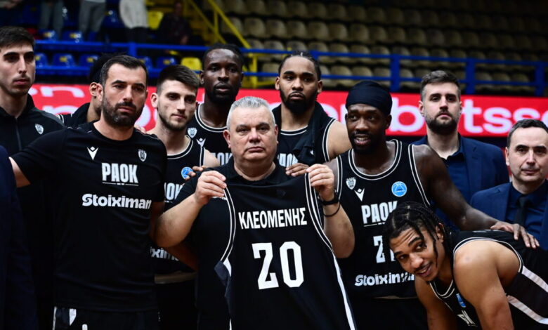 Οι-παίκτες-του-ΠΑΟΚ-αφιέρωσαν-στον-Κλεομένη-την-πρόκριση-στα-ημιτελικά-του-fiba-europe-cup