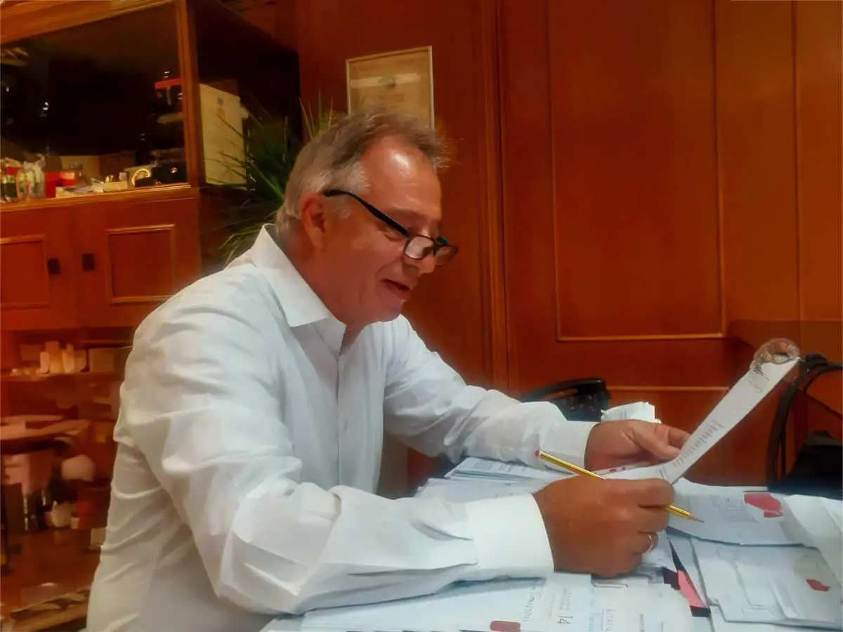 Μιχαλάκης-στην-Βουλή;-Στο-επίκεντρο-έργα-και-αποφάσεις