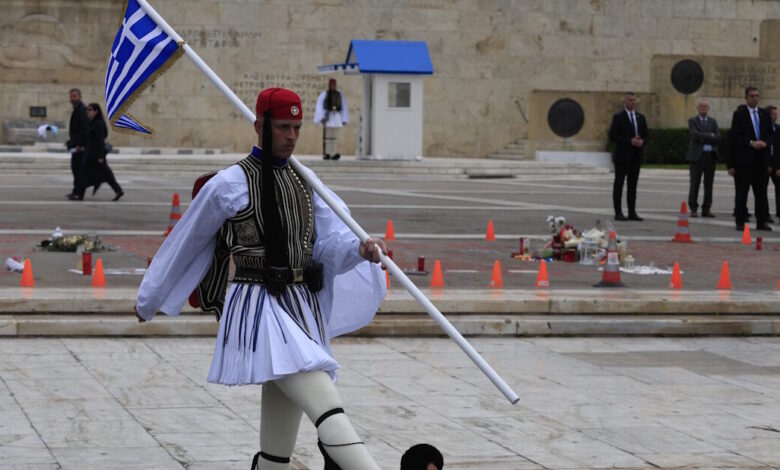 Πως-αμείβεται-η-αργία-της-25ης-Μαρτίου