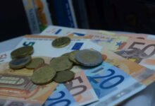 ΕΛΣΤΑΤ:-Στα-όρια-της-φτώχειας-1-στους-3-Έλληνες-–-yψηλά-τα-ποσοστά-στη-Θεσσαλία