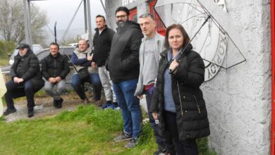 Ο-«Μέγας-Αλέξανδρος»-ευχαριστεί-την-πρόεδρο-της-Κοινότητας-Δενδροχωρίου