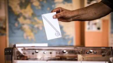 Δημοσκόπηση-mrb:-Η-ΝΔ-προηγείται-με-17,1-μονάδες-του-ΠΑΣΟΚ-–-Ουδετερότητα-στον-πόλεμο-ζητούν-οι-πολίτες