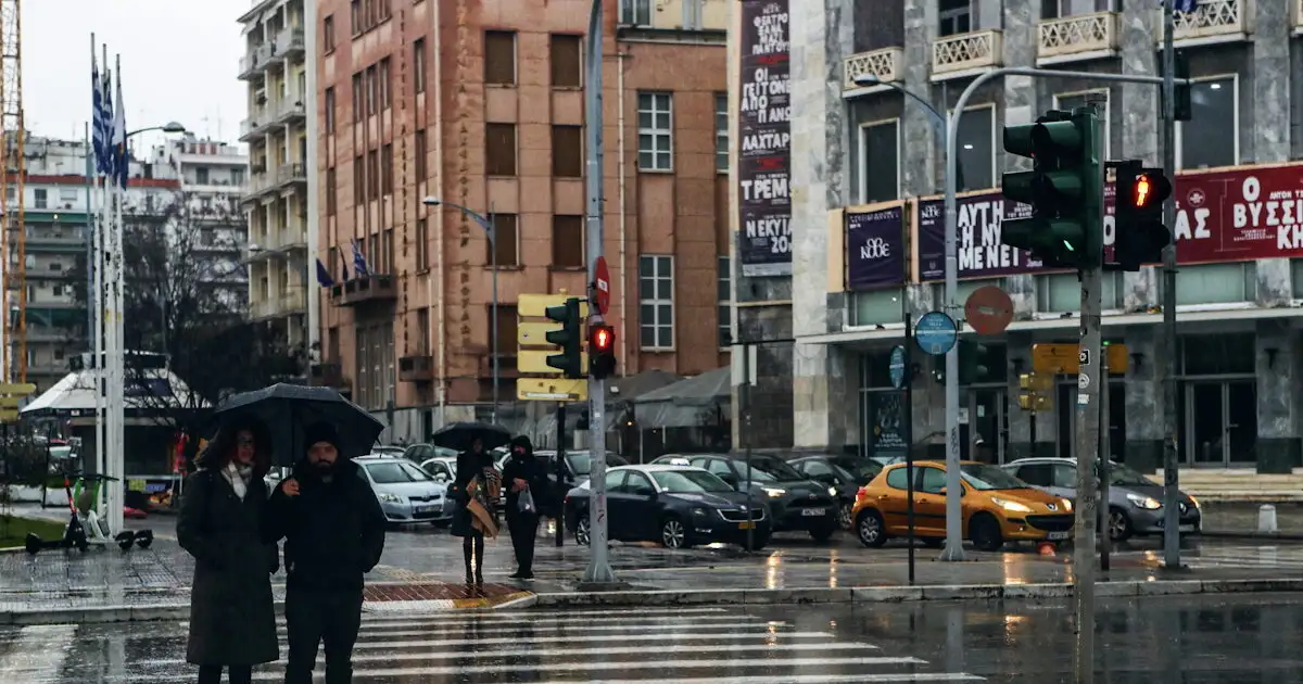 kαιρός:-Βροχές,-τοπικές-καταιγίδες-και-αφρικανική-σκόνη-–Βοριάδες-και-αρκετό-κρύο