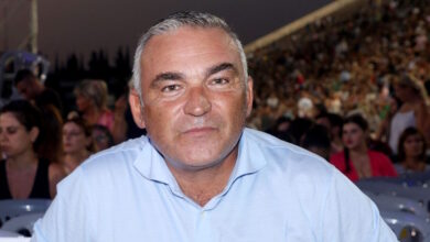 Γιάννης-Ντσούνος:-Με-κουράζει-η-αυτοαναφορικότητα-στην-τηλεόραση,-κατηγορηματικά