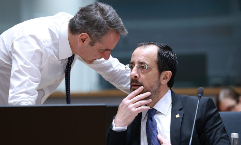 Ευρωπαϊκή-«ομπρέλα»-άμυνας-για-την-Κύπρο-ζητούν-Μητσοτάκης-και-Χριστοδουλίδης-–-Τι-προβλέπει-η-σχετική-ρήτρα