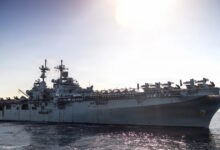 Ο-Τραμπ-στέλνει-στη-Μέση-Ανατολή-και-το-πλοίο-αμφίβιων-επιχειρήσεων-«uss-boxer»-με-2.500-πεζοναύτες