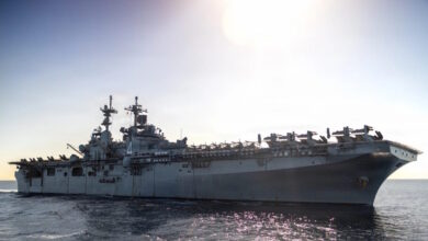 Ο-Τραμπ-στέλνει-στη-Μέση-Ανατολή-και-το-πλοίο-αμφίβιων-επιχειρήσεων-«uss-boxer»-με-2.500-πεζοναύτες