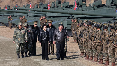 Βόλτες…-με-τανκ-για-τον-Κιμ-Γιονγκ-Ουν-και-την-κόρη-του