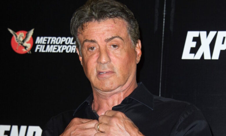 Ο-Σιλβέστερ-Σταλόνε-αποχαιρέτησε-δημοσίως-τον-Τσακ-Νόρις:-Ήταν-Αμερικανός-από-κάθε-άποψη