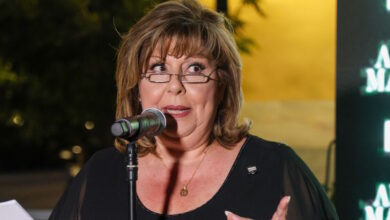 Λένα-Μαντά:-Δεν-είχα-εμπειρίες,-γνώρισα-τον-άντρα-μου-στα-18-μου,-με-αυτόν-έφτασα-μέχρι-τα-60,-έφυγε-και-τελείωσα