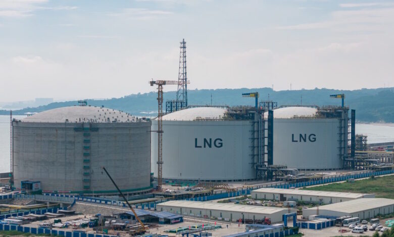 Ξαναγράφεται-ο-παγκόσμιος-χάρτης-στο-lng-–-Νικητές-και-χαμένοι-από-τον-πόλεμο-στη-Μέση-Ανατολή