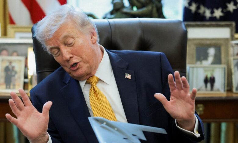 maga-υπό-διάλυση-και-ο-Τραμπ-κάνει-τα-στραβά-μάτια