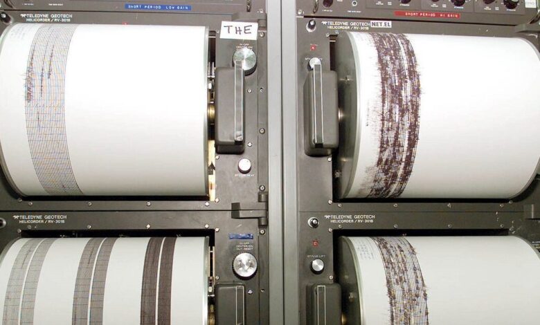 Σεισμοί-στη-Δυτική-Ελλάδα:-«Μπορεί-να-είναι-προσεισμοί»-λέει-ο-Κώστας-Παπαζάχος-–-Καθησυχαστικός-εμφανίζεται-ο-Γεράσιμος-Παπαδόπουλος