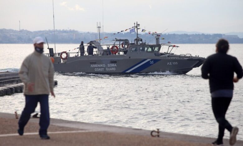 Θεσσαλονίκη:-Κουτί-με-πυρομαχικά-βρέθηκε-στο-λιμάνι,-σε-βάθος-13-μέτρων