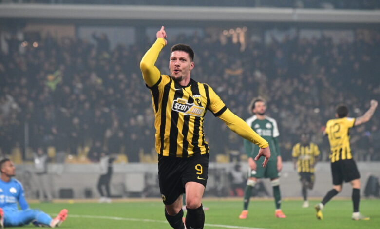 Λούκα-Γιόβιτς:-«Ήρθα-πεινασμένος-για-γκολ,-οι-οπαδοί-της-aek-είναι-οι-πιο-παθιασμένοι»