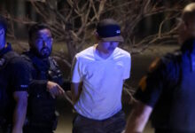 Ο-Τραμπ-απειλεί-να-στείλει-πράκτορες-της-αστυνομίας-μετανάστευσης-και-στα-αεροδρόμια