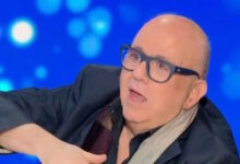 Επικό-μπέρδεμα-του-Νίκου-Μουρατίδη-στο-j2us-με-τον-steve-provis-και-τη-Μαίρη-Βυτινάρος