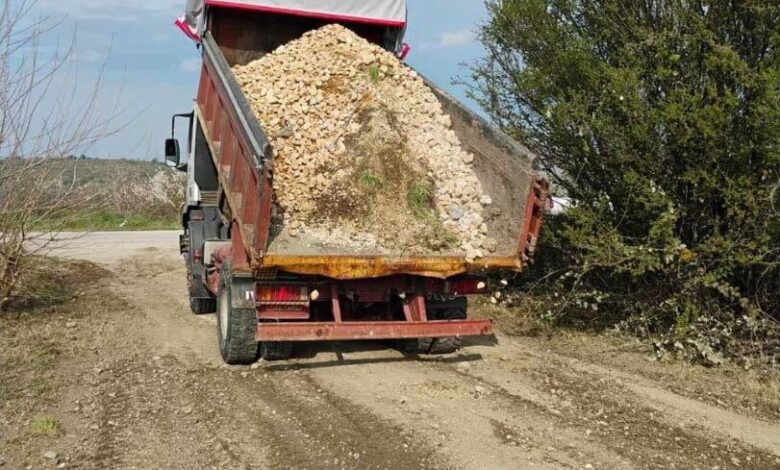 Παρεμβάσεις-του-Δήμου-Τρικκαίων-με-αποκατάσταση-χώρων-και-αγροτικών-δρόμων-στην-περιφέρεια