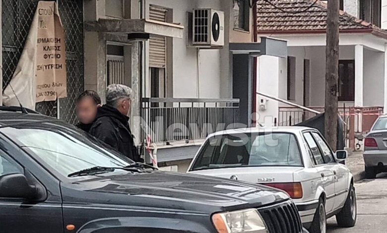 Καρδίτσα:-«Είμαστε-σοκαρισμένοι,-βρέθηκε-μαχαιρωμένος»-λέει-συγγενής-του-τραγουδιστή-Γιώργου-Τσιτόγλου-που-δολοφονήθηκε-–-Μια-προσαγωγή