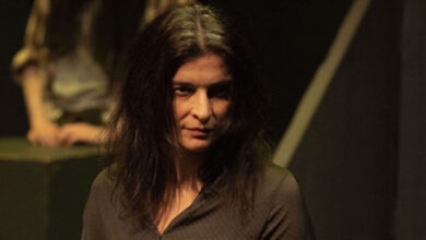 Αντιγόνη-Κουλουκάκου:-Αισθάνομαι-πολύ-όμορφη-με-τα-άσπρα-μου-μαλλιά,-με-αγαπώ-καθημερινά